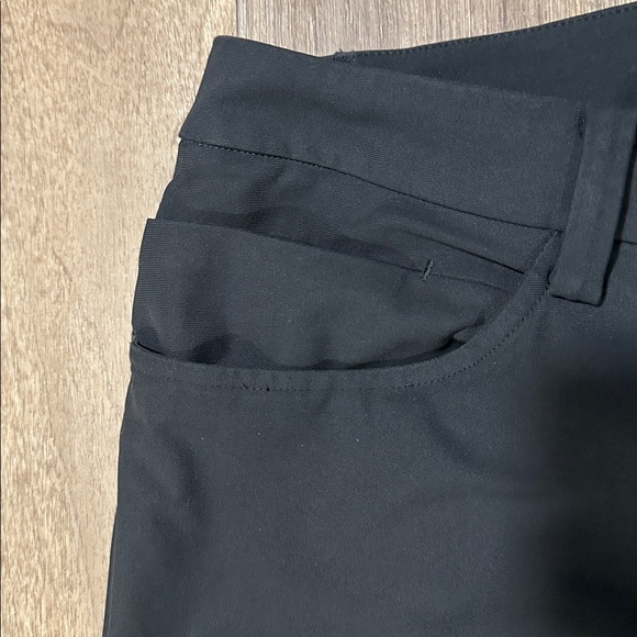 Lululemon ABC Pant Classic - Picture 4 of 9